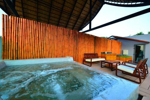 Bukit Pool Villas - Sha Extra Plus