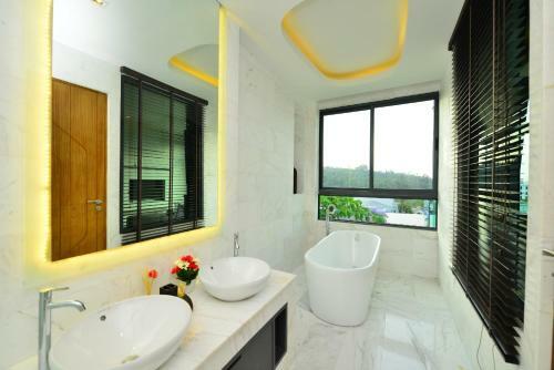 Bukit Pool Villas - Sha Extra Plus