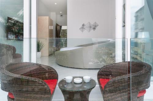 Villa Skyline Patong New Modern Seaview+gym+sauna+pool Villa
