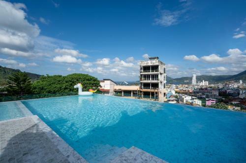 Villa Skyline Patong New Modern Seaview+gym+sauna+pool Villa