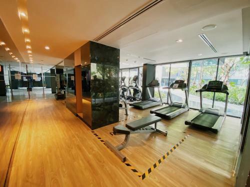Apartamento The Deck Patong By Am