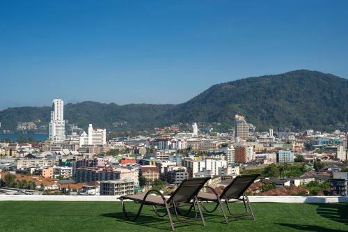 Exclusive Castle Villa With Two Pools+gym+cinema Patong
