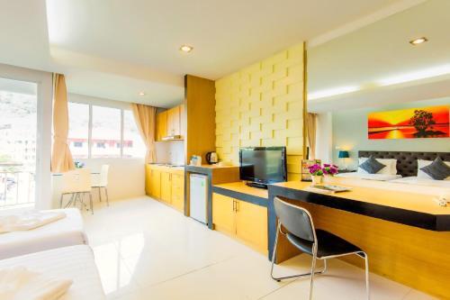 Hallo Patong Hotel