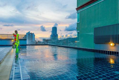 Hallo Patong Hotel