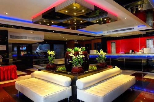 Best 2 Bedroom Apartment 2min Walk To Patong Beach