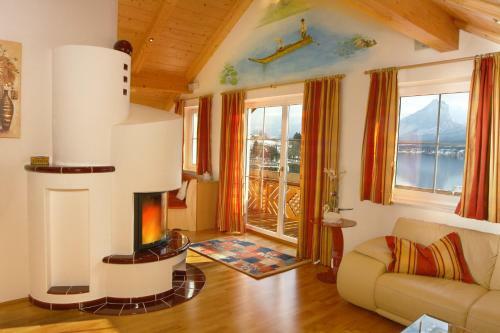 Hostal Haus Seeromantik
