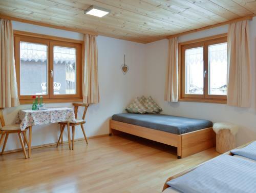 Hostal Pension Haus Romy