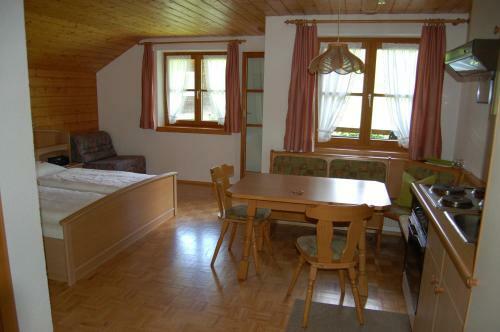 Apartamento Appartements Karin Mitten Im Gr�nen