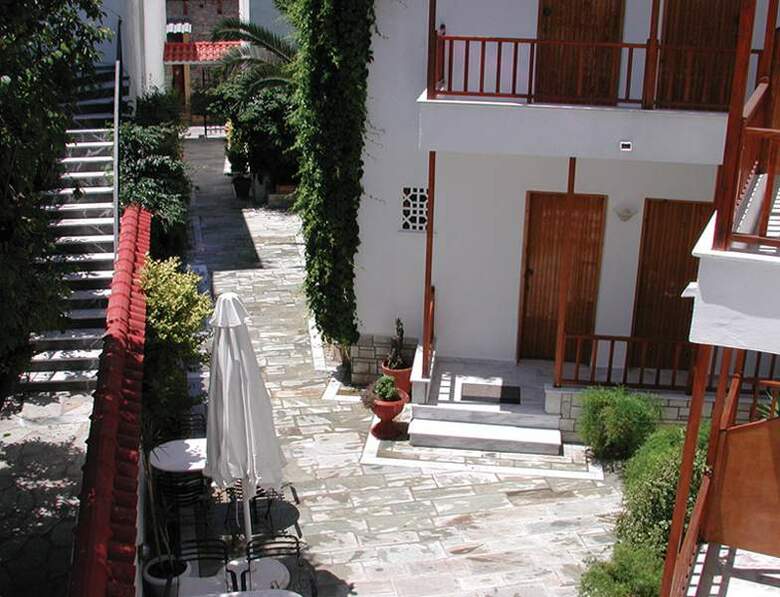 Hotel Pothos
