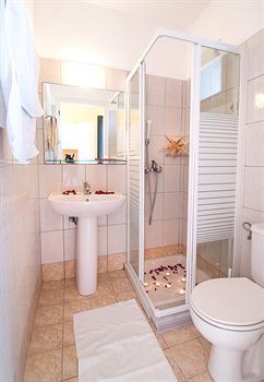 Clio Aparthotel
