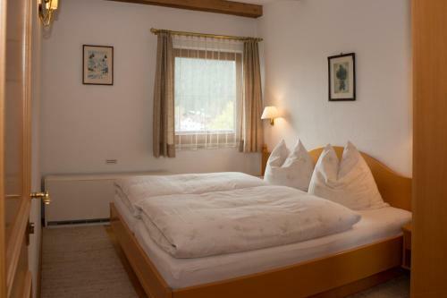 Bed & Breakfast Kreuzhof Seefeld