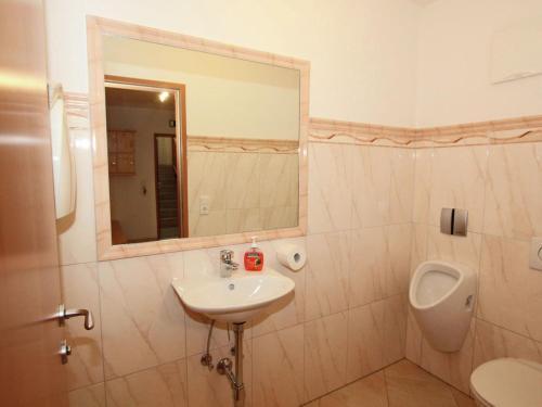 Welcoming Apartment In Kaltenbach With Sauna