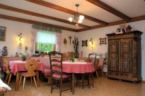 Bed & Breakfast G�stehaus P�rstl-kocher