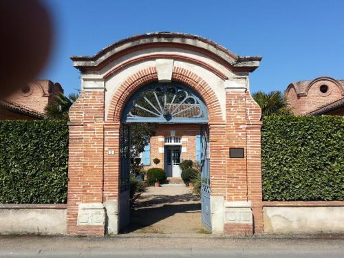Haute-garonne B&B In An 18th-century House