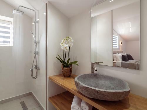 Sonel Luxury Villa