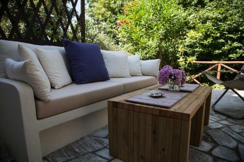 Chiron Residence