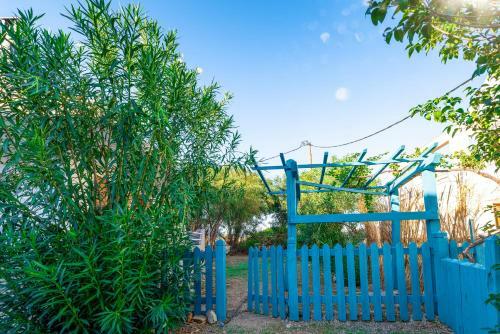 Casa Sofianna 2-bedroom Home Next To Sandy Beach