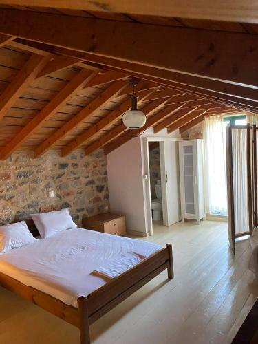 Guesthouse Kamara II