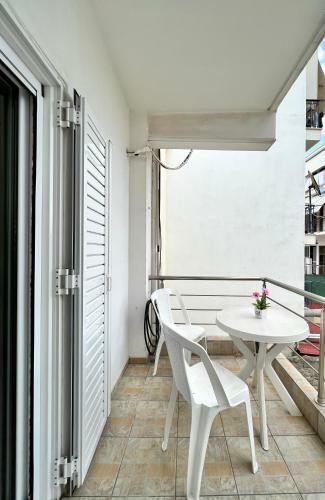 Ecco Apartments