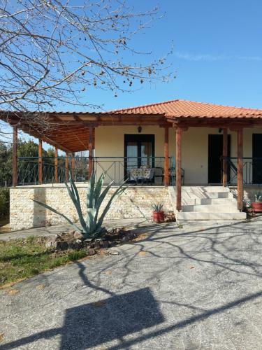 Lefter's Cottege