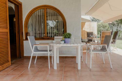 Luna Villa Private Beach