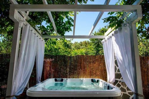 Villa Oasis Private Pool & Jacuzzi