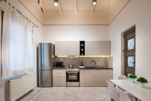 Apartamento Topalidi`s Home