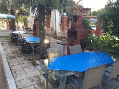 Blue Moon Apartments