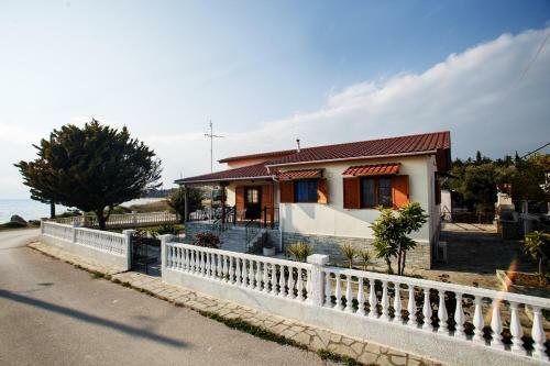 Halkidiki Seafront Beach House