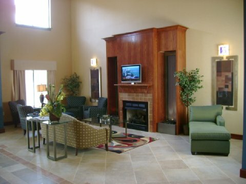 Holiday Inn Express Hotel & Suites Suffolk