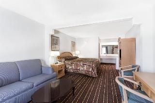 Hotel Days Inn - Suffolk
