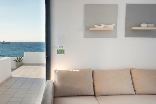 Thalassa Seafront Brand New 1bd House In Naousa