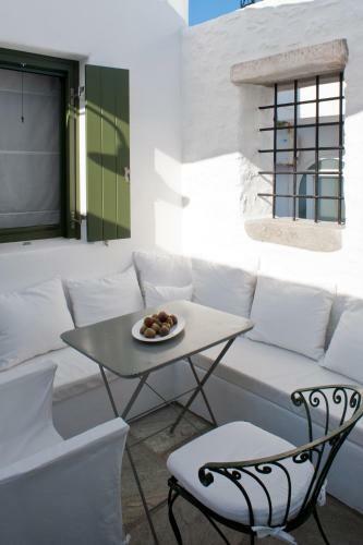 The Cypress House Naoussa