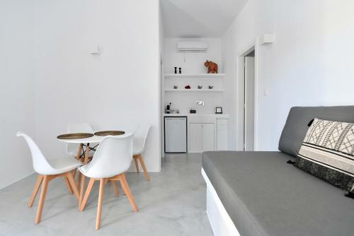 21 Luxury Apartments