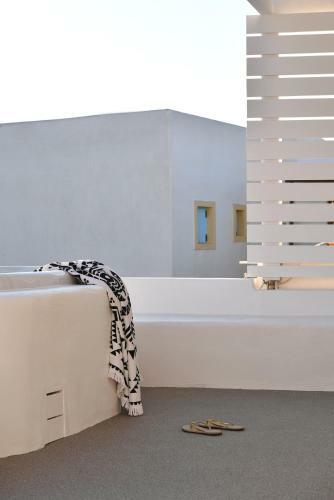 21 Luxury Apartments