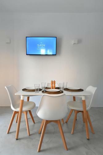 21 Luxury Apartments