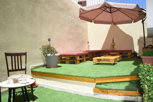 Little Yard Studios & Apartments #2
