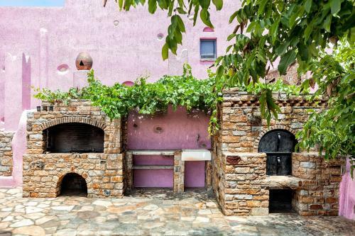 Villa Georgilas Cave House