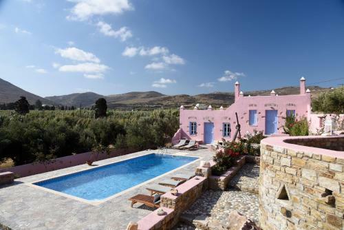 Villa Georgilas Cave House