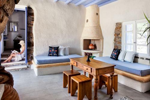 Villa Georgilas Cave House