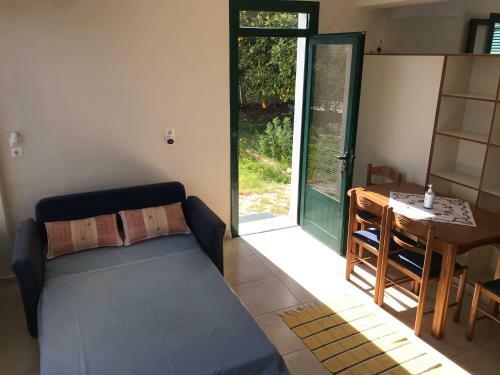 Hostal Nefeli?s Guest House