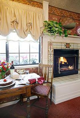 Bed & Breakfast Mill Rose Inn