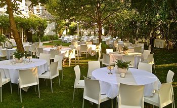Hotel Lithia Springs Resort