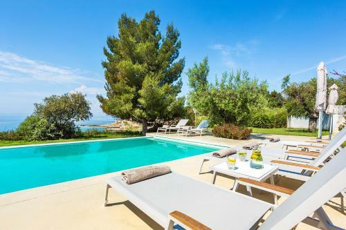 A&a Luxury Beach Villas - Aphrodite
