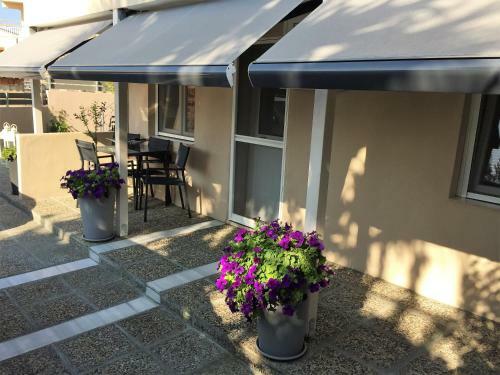 Athina's Apartments & Studio