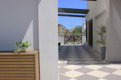 Aella Apartments