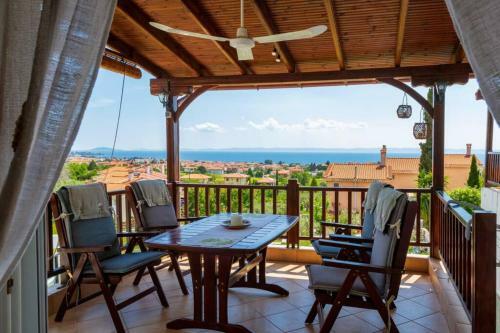Luxury Nikiti?s House