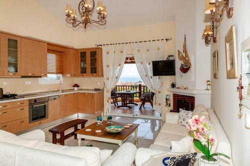 Luxury Nikiti?s House