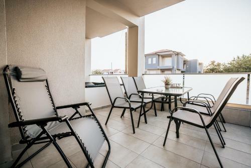 Emerald Luxury Apartments