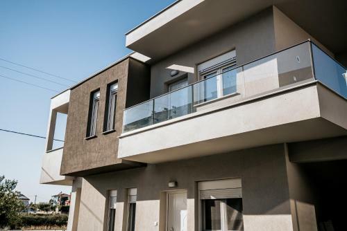 Emerald Luxury Apartments